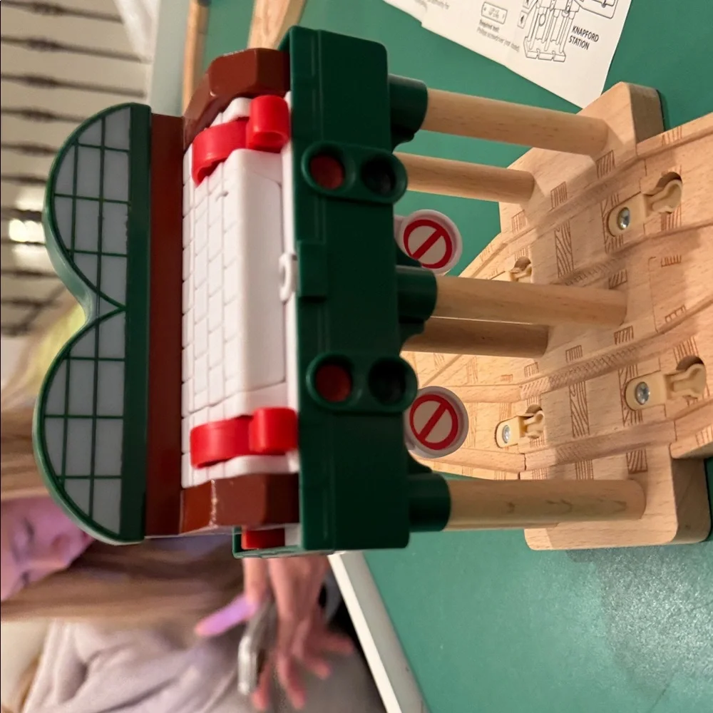 Thomas & Friends Wooden Railway Logan and the Big Blue Engines Set, EUC - Picture 2 of 9